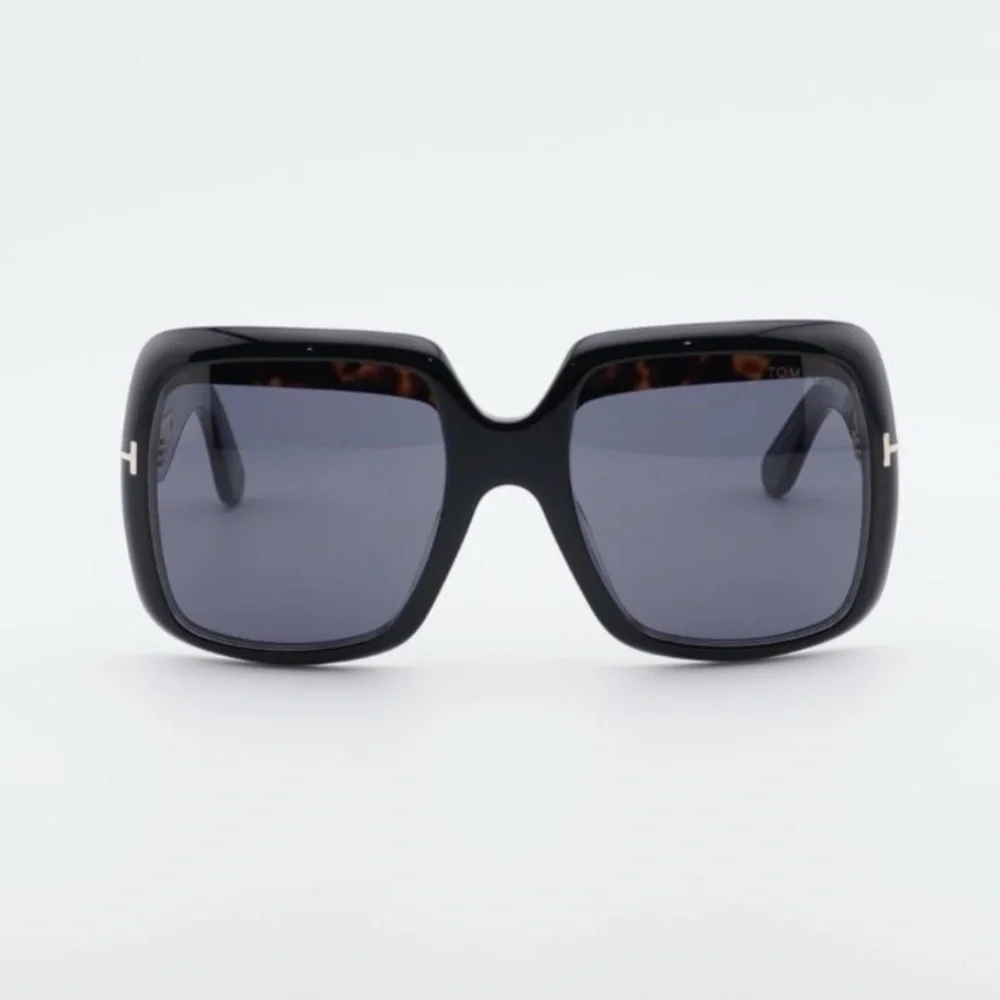 new Tom Ford Aurora 1194 01A $550 w case approx 64% off retail